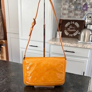 Great Condition Louis Vuitton Yellow Vernis Shoulder Bag with Dust Bag
